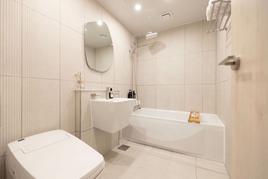 비즈니스 온천욕 욕실 내부